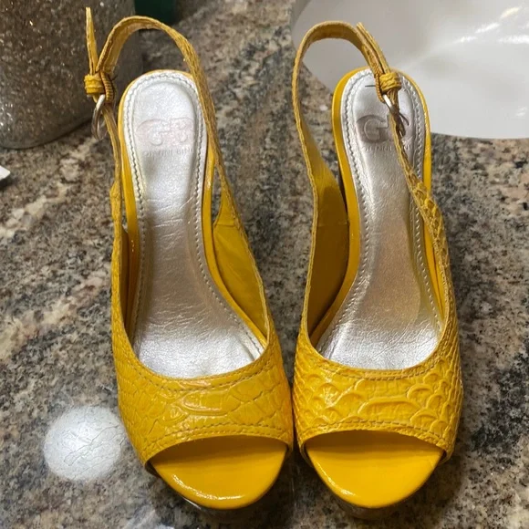 Gianni Bini Shoes Bright Yellow Chunky Heels Poshmark